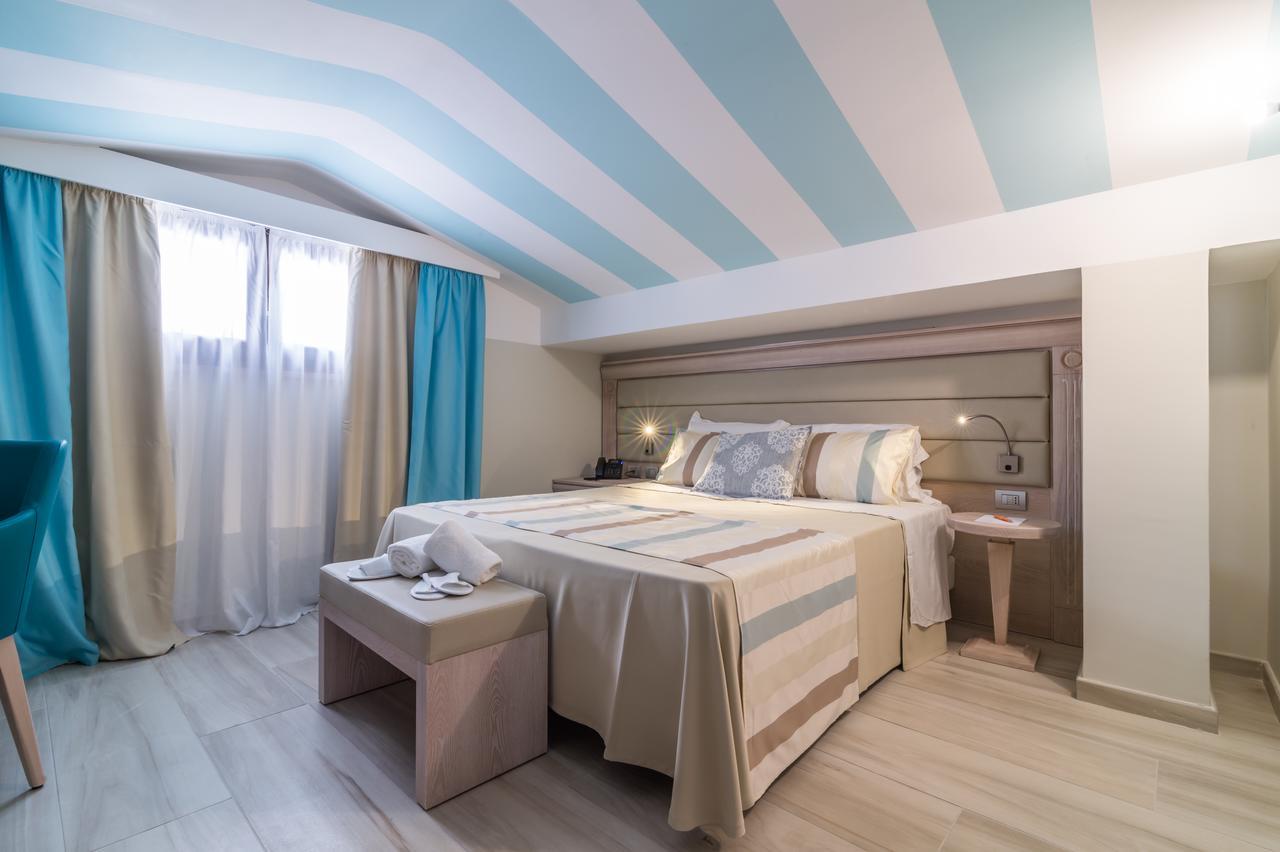 קליארי L'Ambasciata Hotel De Charme מראה חיצוני תמונה