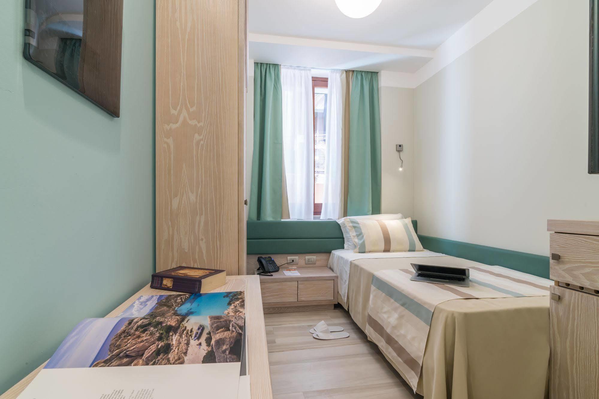 קליארי L'Ambasciata Hotel De Charme מראה חיצוני תמונה