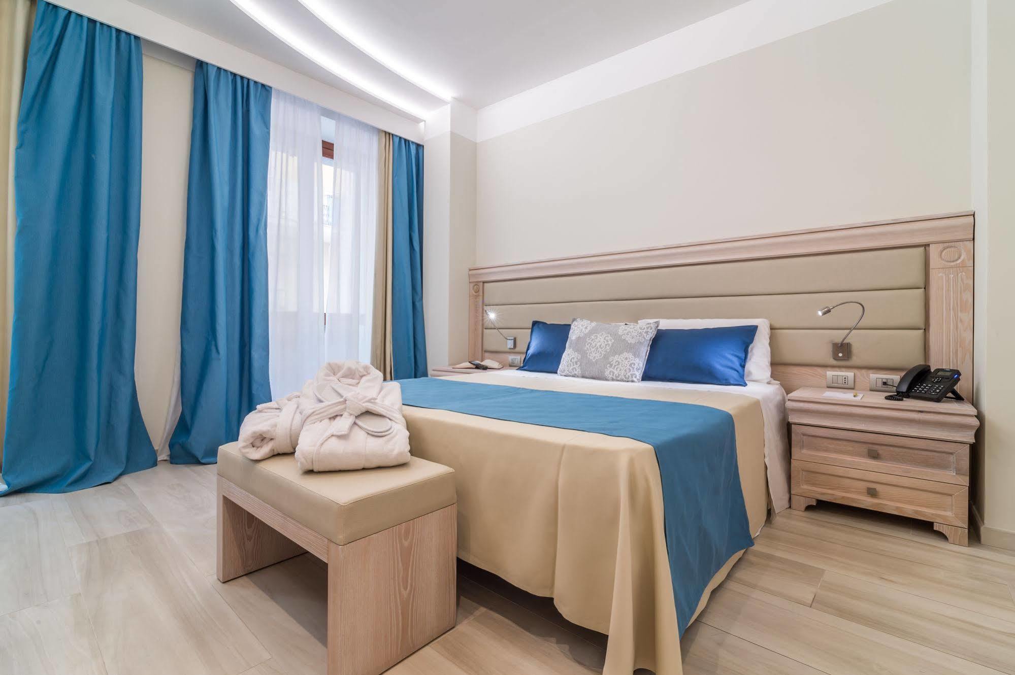קליארי L'Ambasciata Hotel De Charme מראה חיצוני תמונה