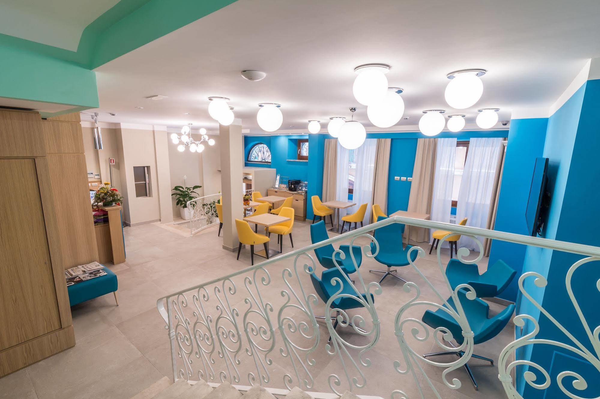 קליארי L'Ambasciata Hotel De Charme מראה חיצוני תמונה